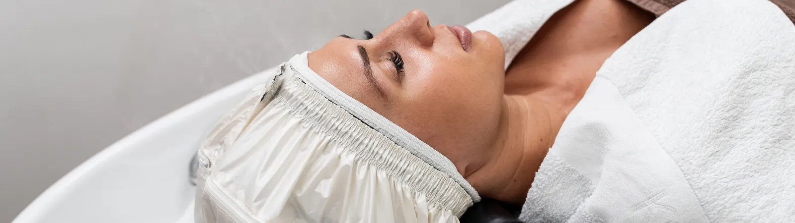 خدمات کاشت مو